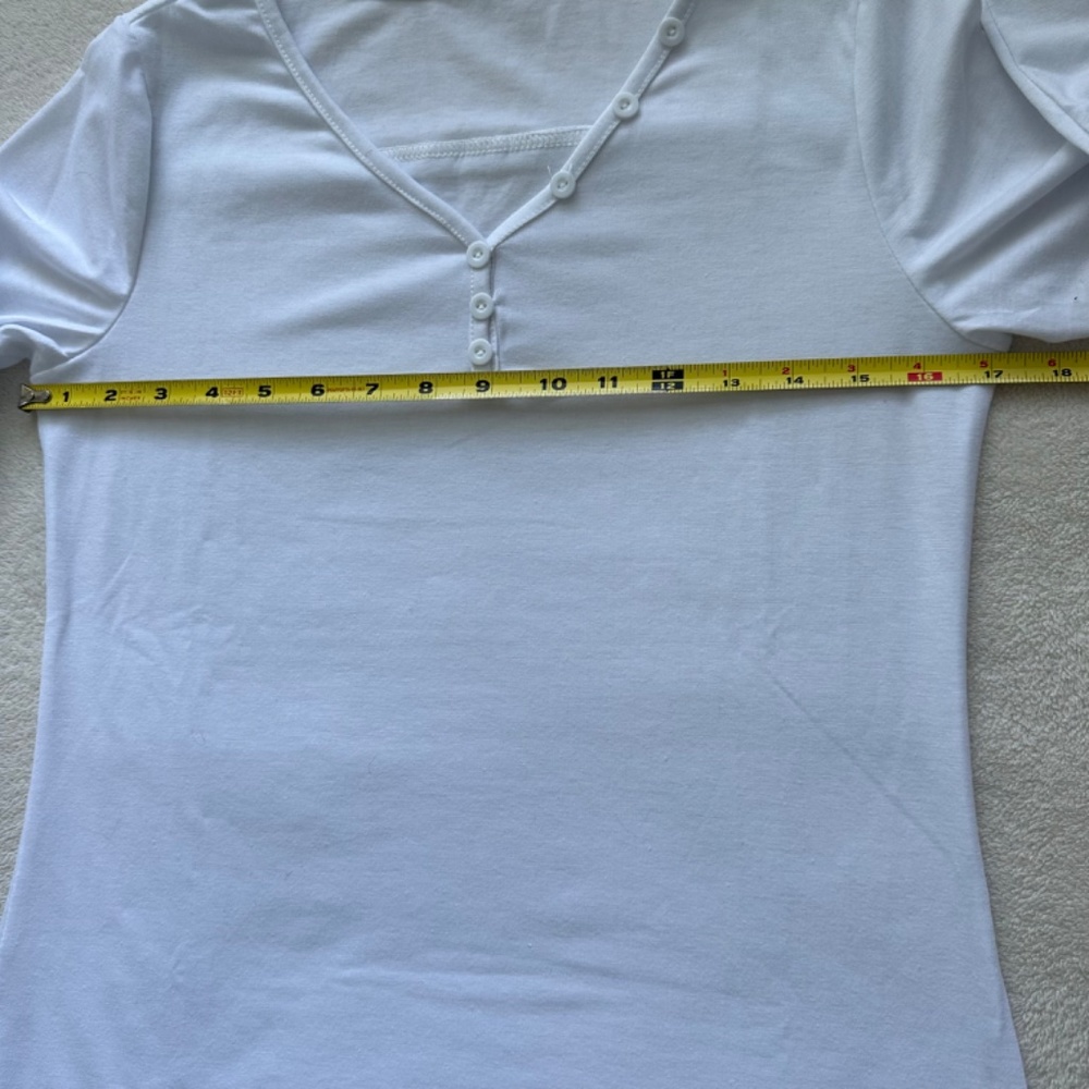 V-Neck Long-Sleeved T-Shirt | Women's S - Picture 9 of 12
